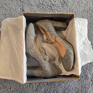 Ladies Louise et Cie Lo-Jayde Mary Jane Heels - size 10